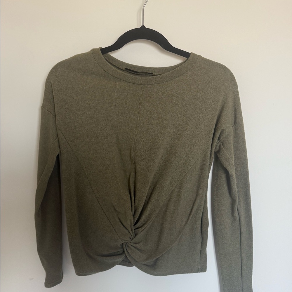 Francesca's Collections Olive Twist Front Blouse